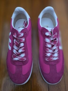Vintage Havana Pink and White Women's Sneakers